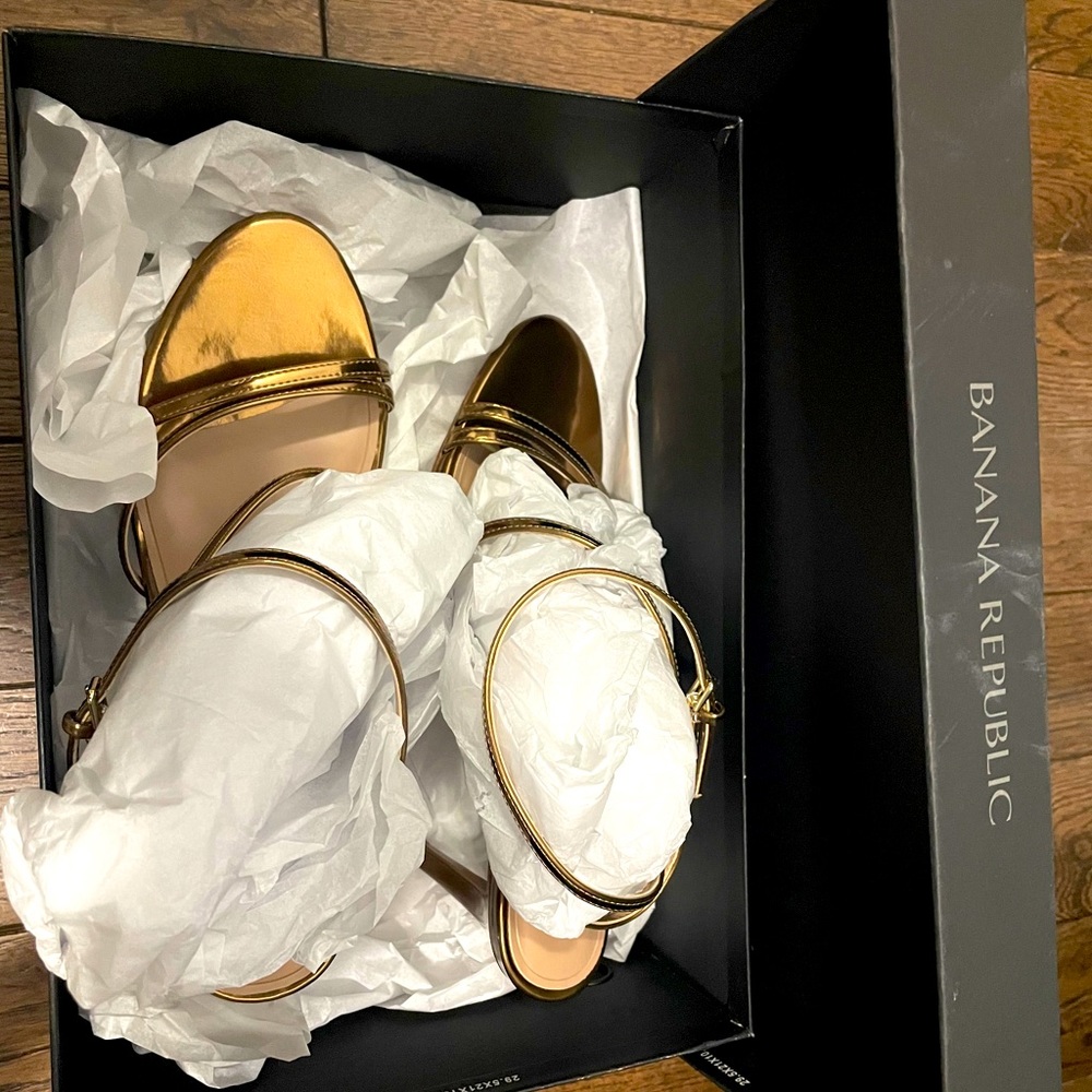 Heel sandals
